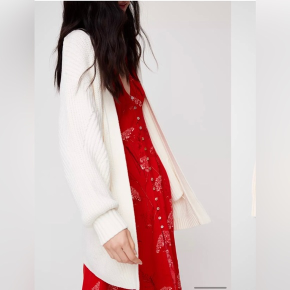 Aritzia Wilfred Unwind Cardigan- Chenille - Picture 2 of 4